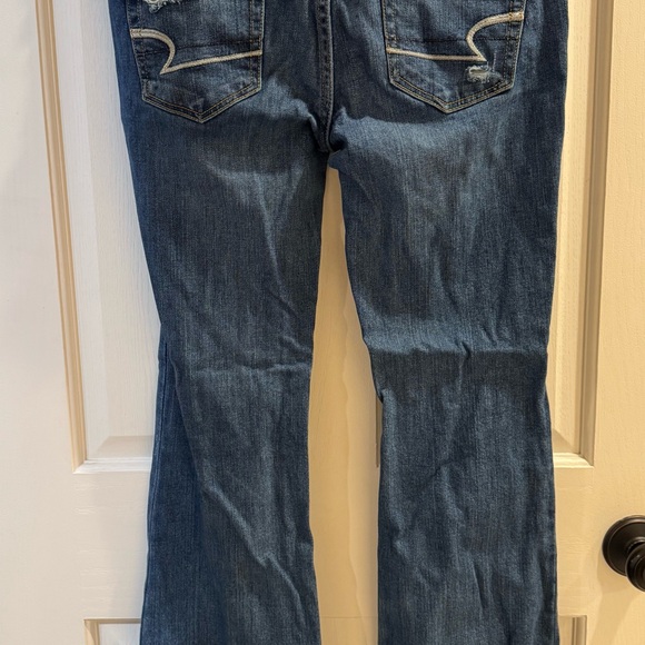 Women’s American Eagle Artist Jeans, Size 8 - Picture 3 of 4